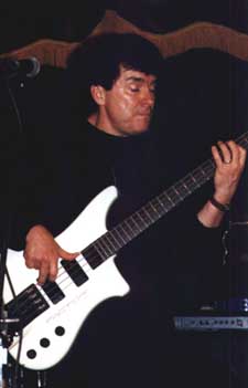 bojpsolooldbass-a.jpg (13552 bytes)