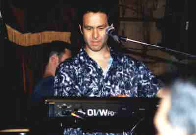 botollsolo-a.jpg (7328 bytes)