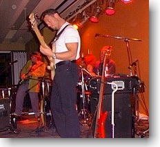 mammikeburlyshem.jpg (19844 bytes)