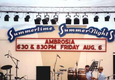 scrustage.jpg (16031 bytes)