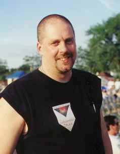 warTravbruce.jpg (5910 bytes)